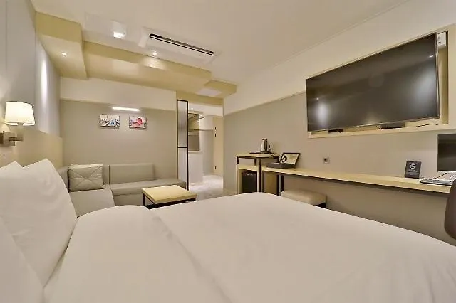 Busan Gijang Brooks