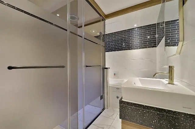 Busan Gijang Brooks 0*,  韩国